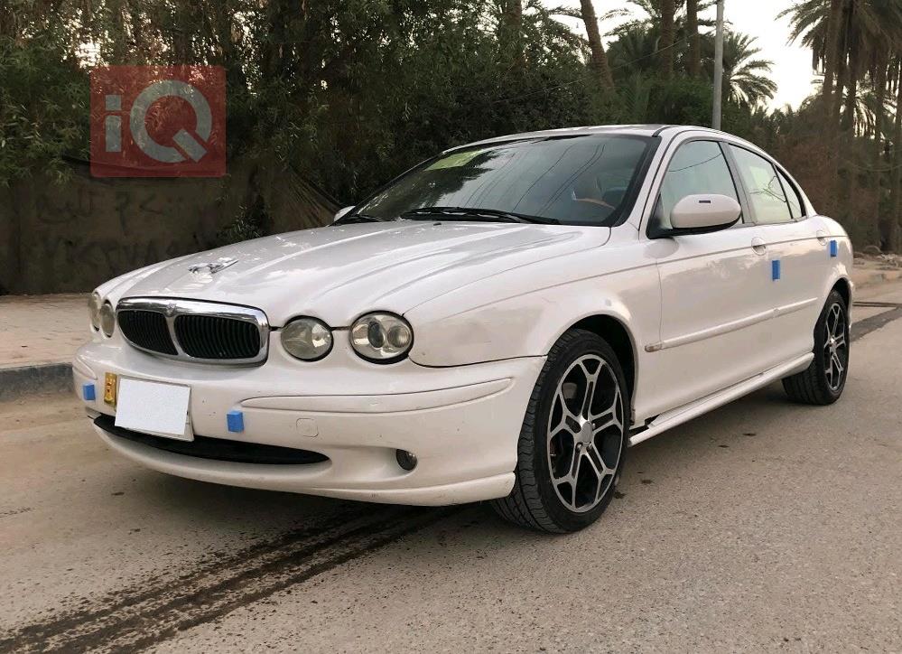 Jaguar X-Type